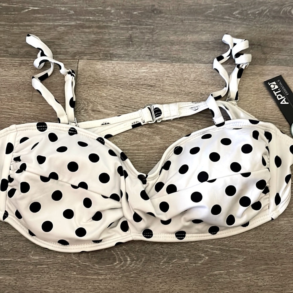 White polka dot bikini top